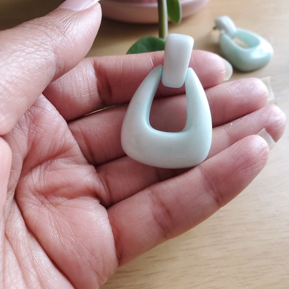 Groovy Door Knocker earrings - Picture 2 of 5